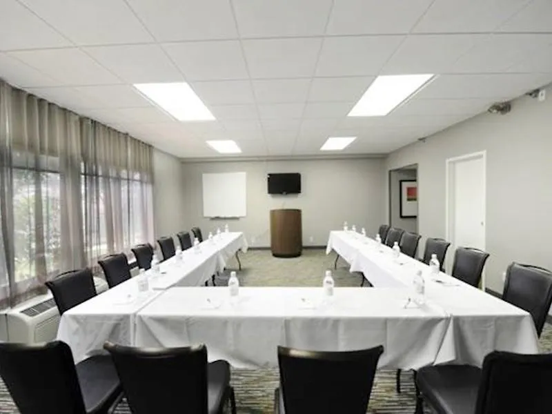 Hampton Inn Los Angeles Airport Lennox Otel
