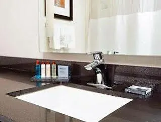 Hampton Inn Los Angeles Airport Lennox 3*,